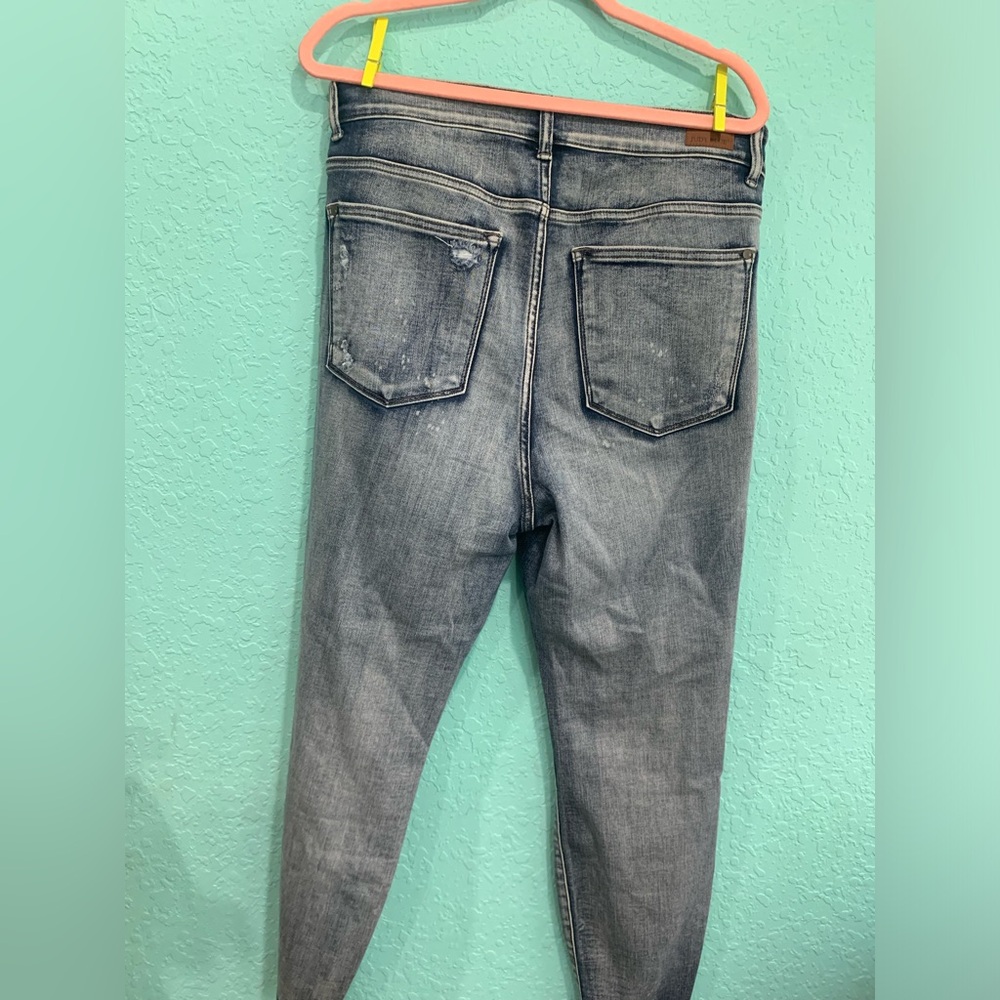 Judy Blue Distressed 14W Skinny Jeans with Button Fly Distressed grunge - Picture 5 of 12